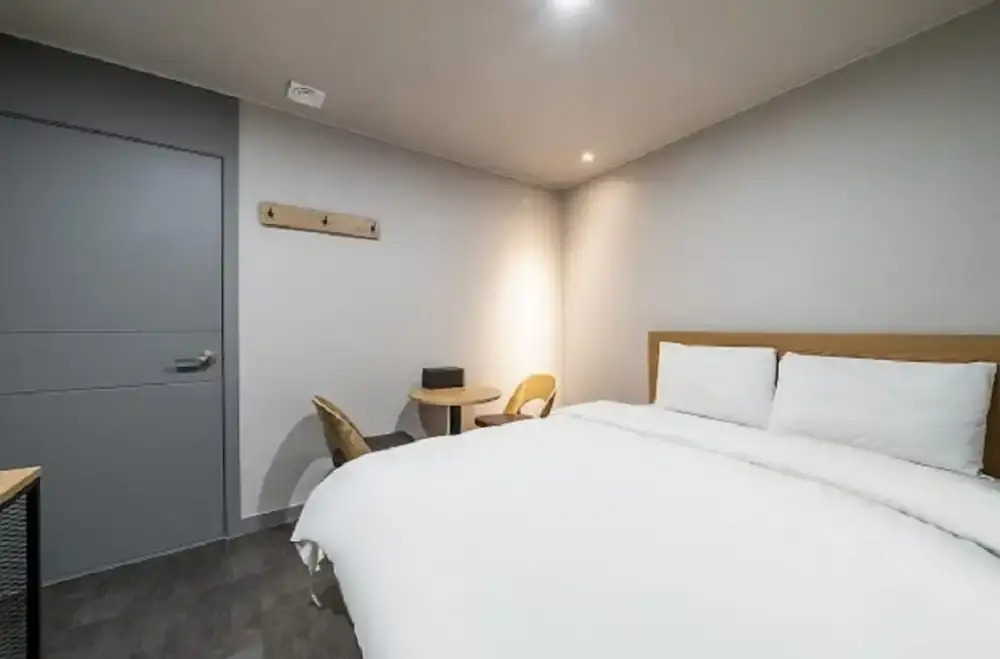 Hotel Remi