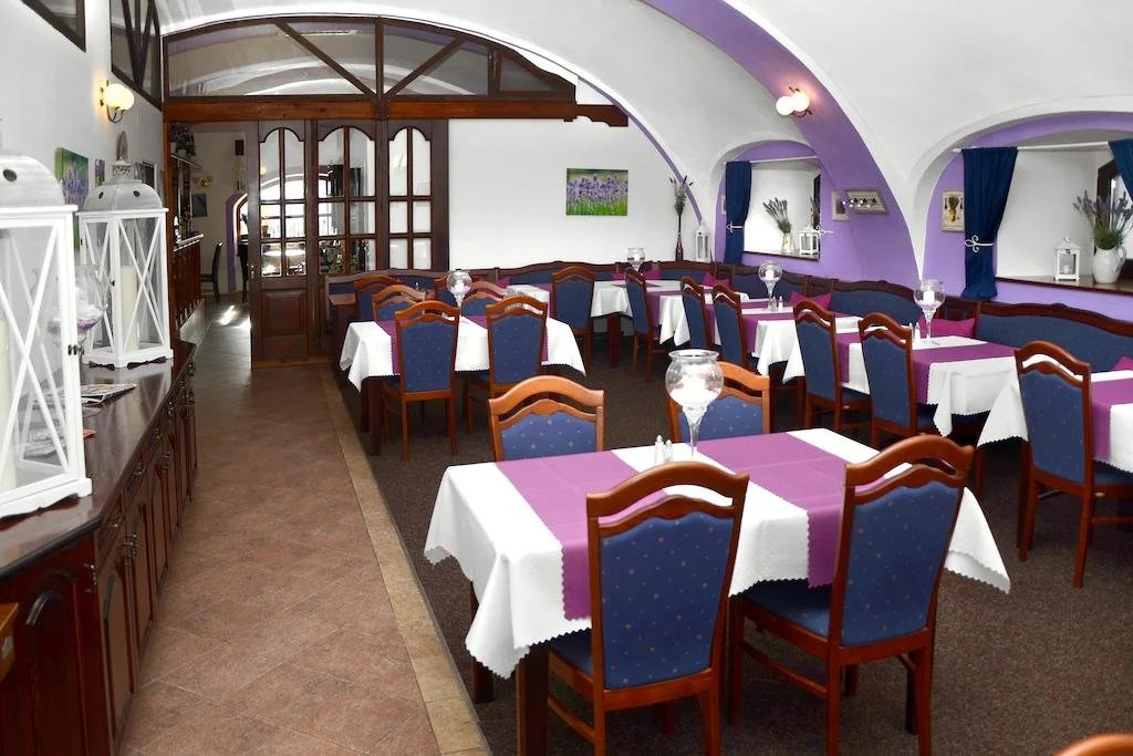 Hotel Jiricná