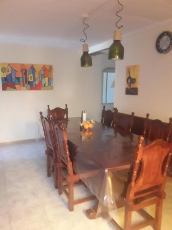 Aguilar House Hostel B&B
