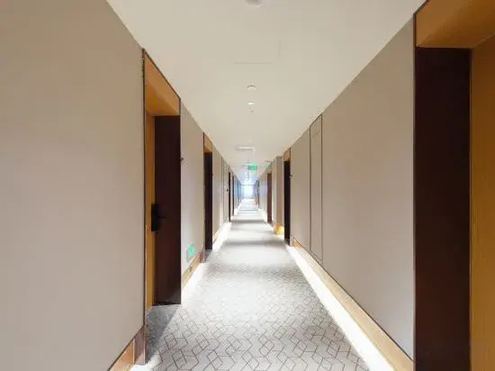JI Hotel (Urumqi Altay Road Zhongyinggong Subway Station)