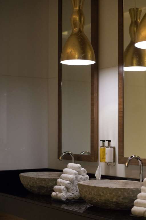 Radisson Blu Hotel, Dubai Waterfront