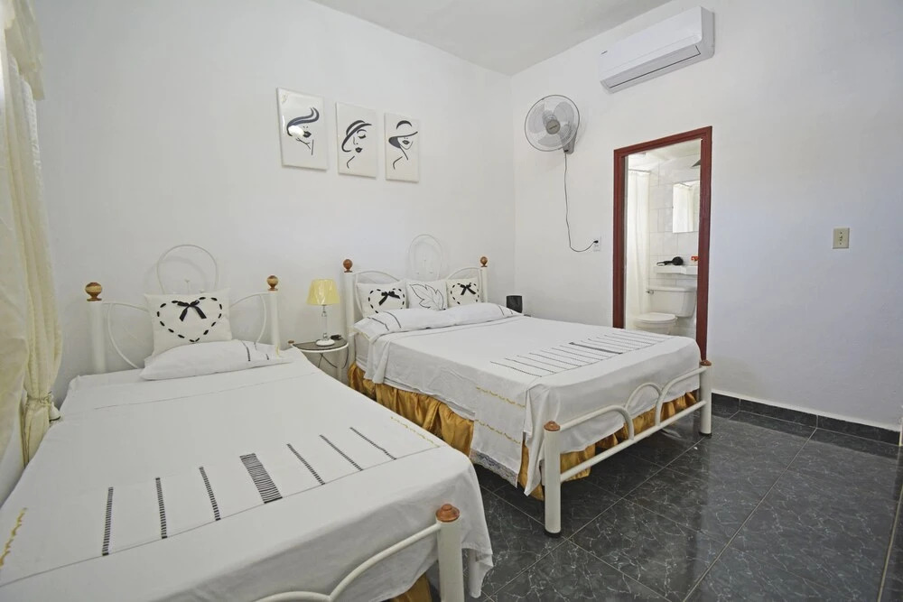 Hostal Carlos y Odalis