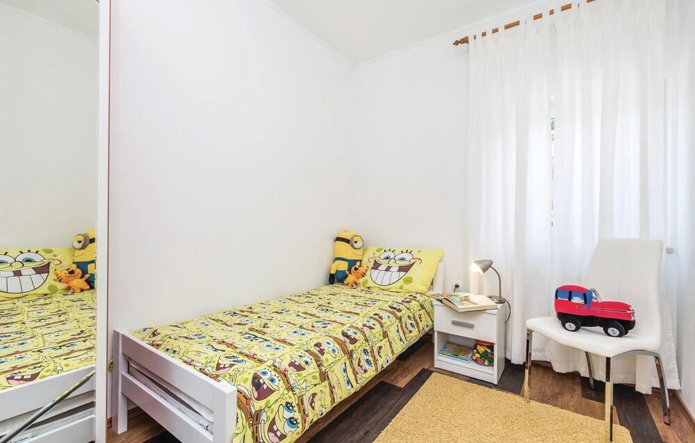 Amazing Home in Jurdani With Wifi and 3 Bedrooms