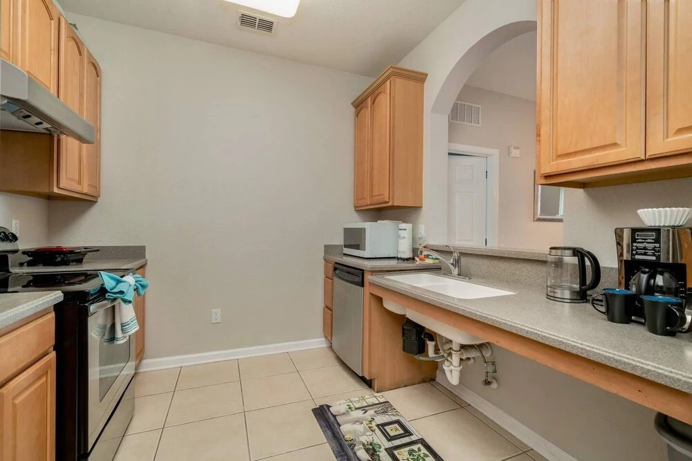 Stylish and Accessible in Vista Cay With Lake View - 3bd/2ba Condo 3vc114