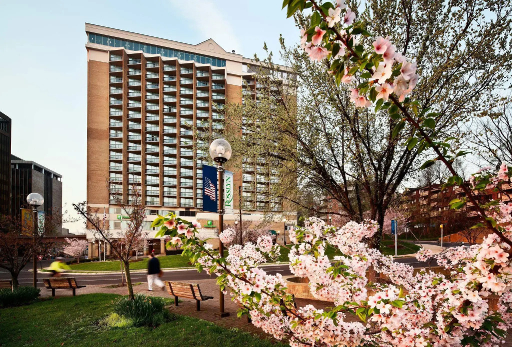 Hilton Arlington Rosslyn The Key