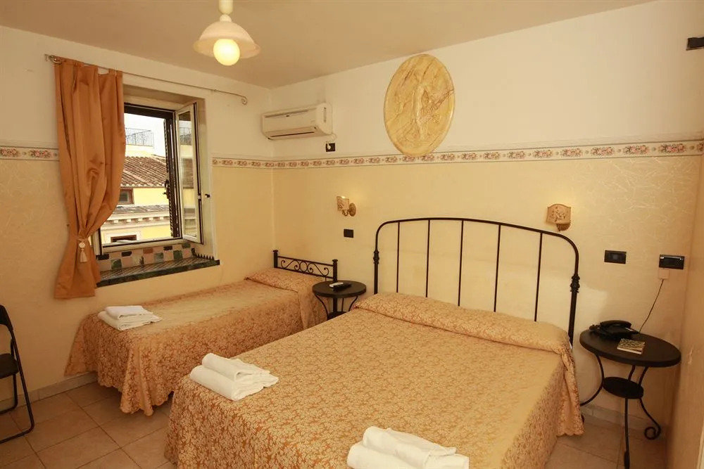 Hotel Lucia