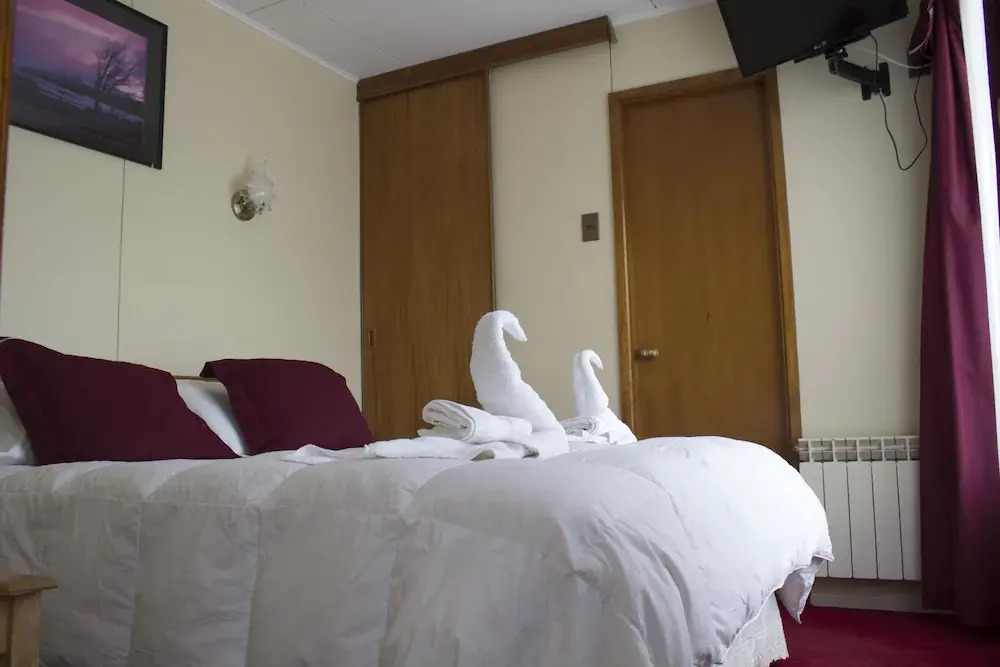HOTEL GLACIARES