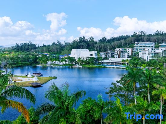 Wanning Xinglong Longing Hotel and Resort(All Suite Rooms)