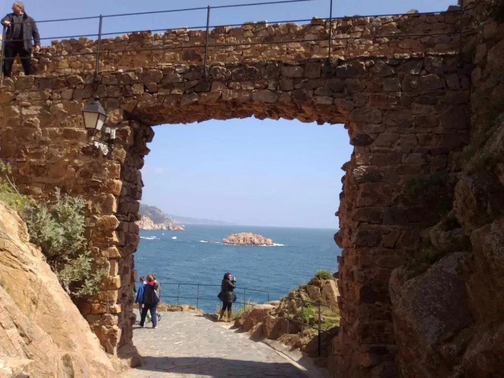 Apartamento Miquel 2 centro de Tossa de Mar 4 personas con wifi y parking