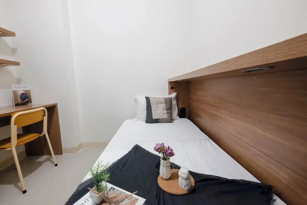 Neutral Tone 2Br At Green Pramuka City Apartment