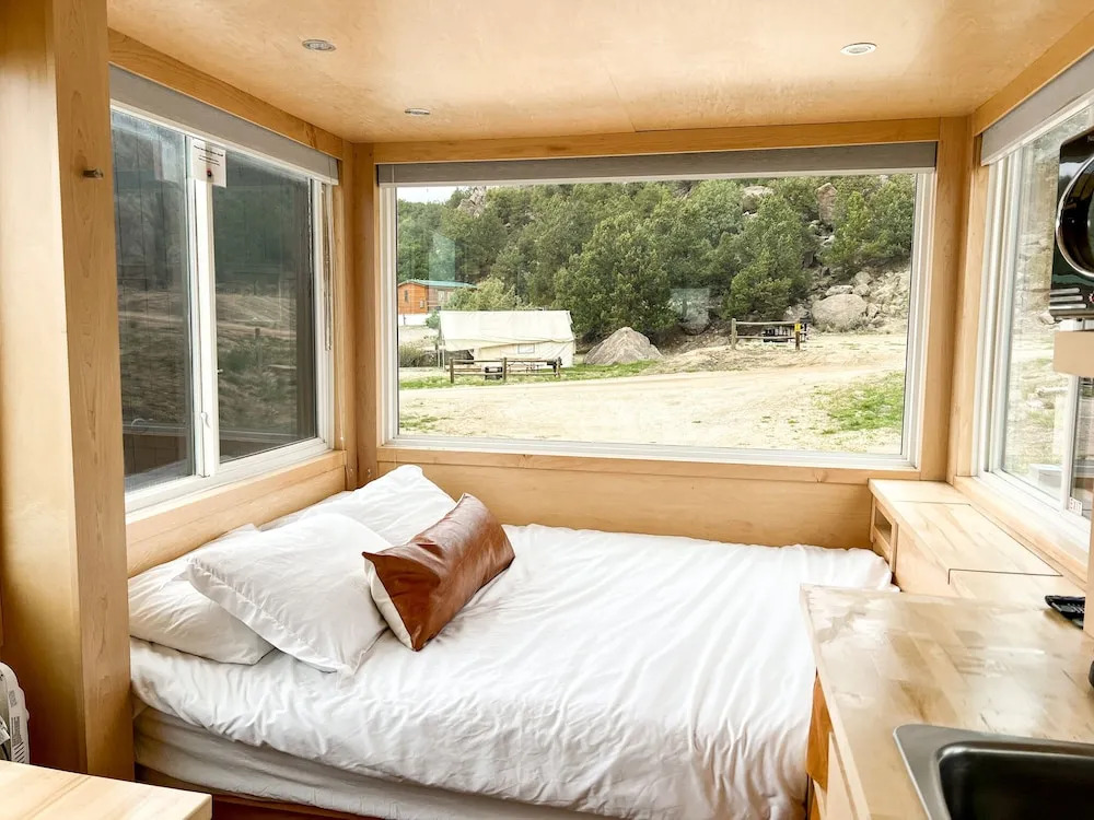 BV Overlook Camp & Lodging