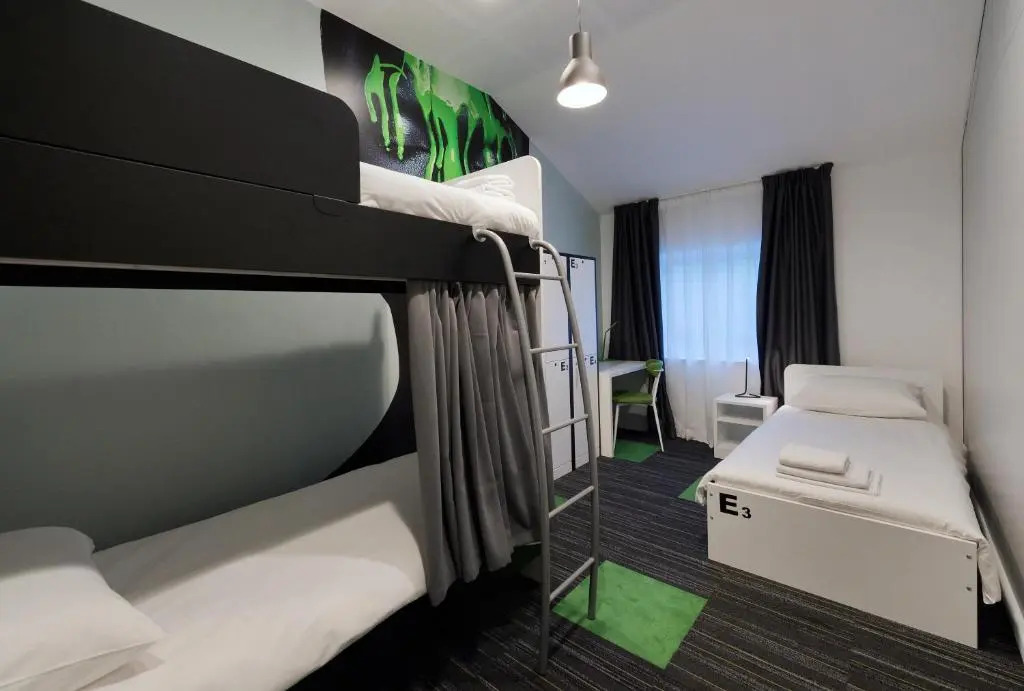 Hostel 365 For U