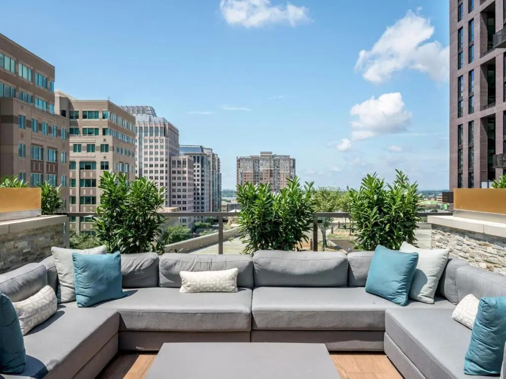 Global Luxury Suites at Reston Town Center