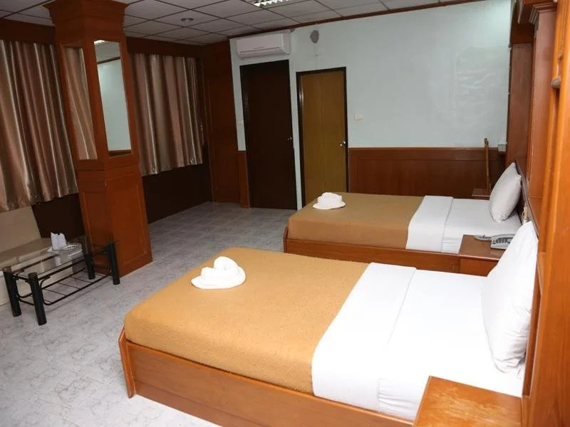 Banpaktai Hotel
