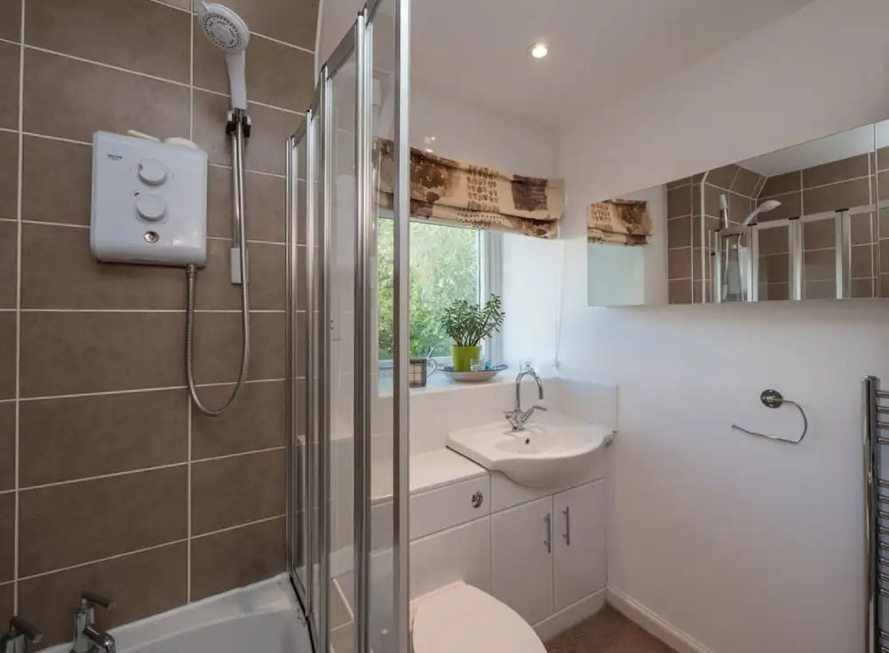 1 Bedroom Apartment by the Water of Leith
