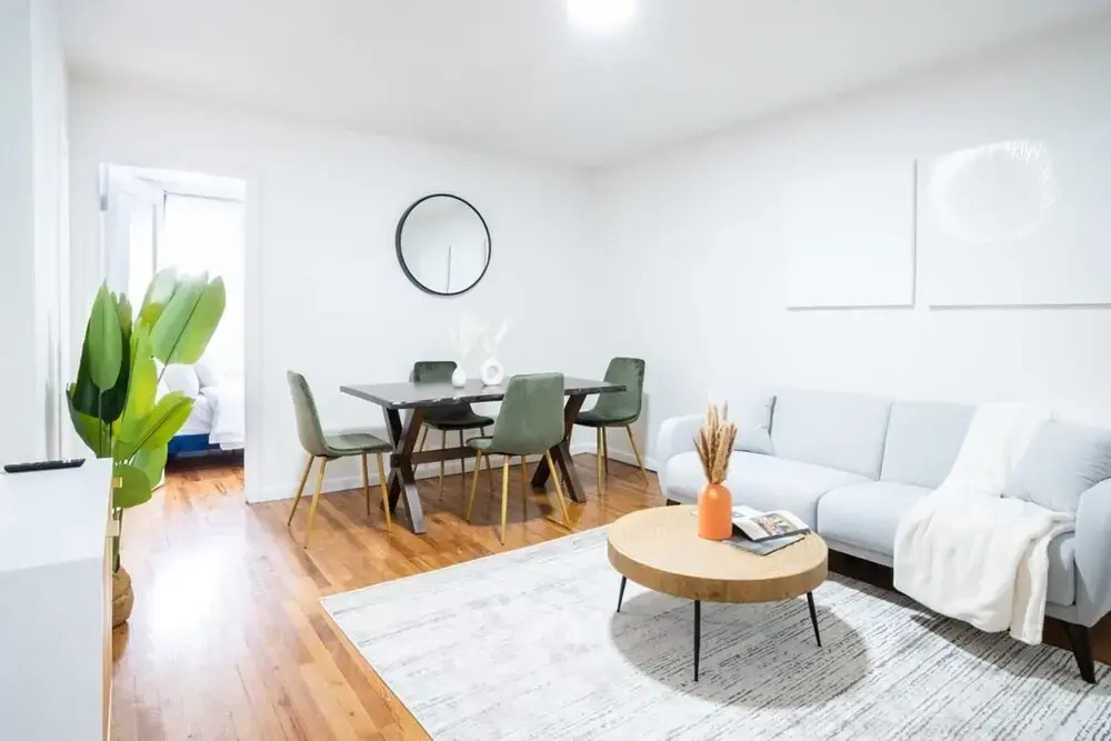 49-4a Prime Midtown Newly 2BR WD