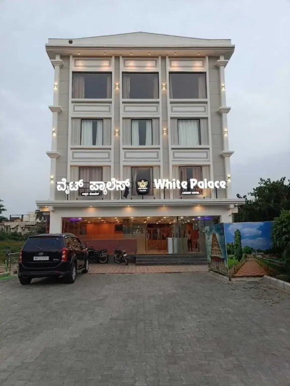 Hotel White Palace
