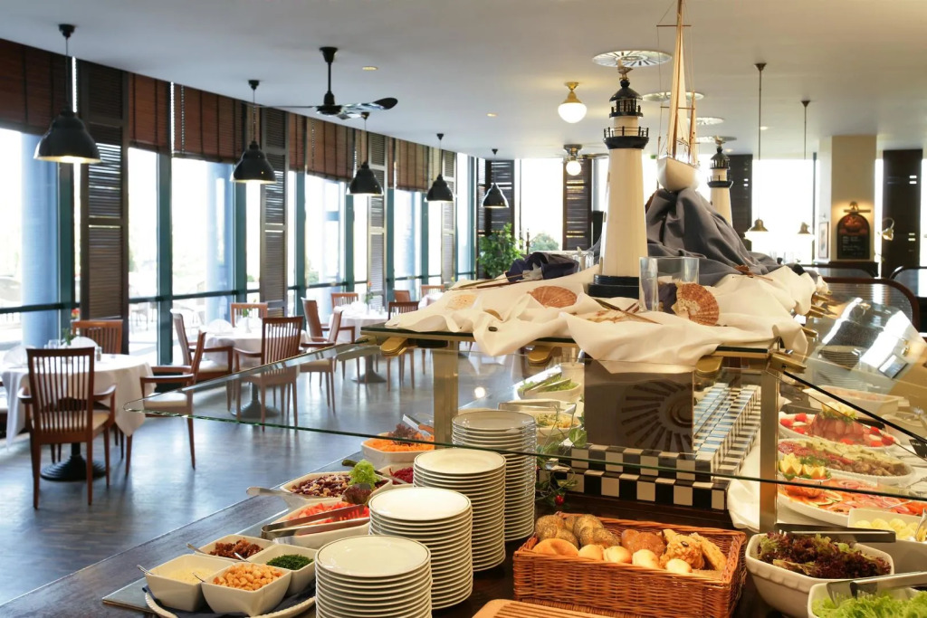 Trans World Hotel Donauwelle
