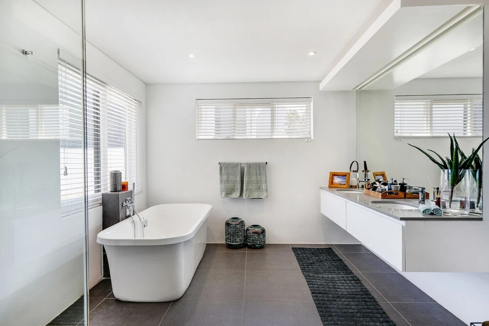 Jo Leo - Camps Bay Lux Villa with views & pool