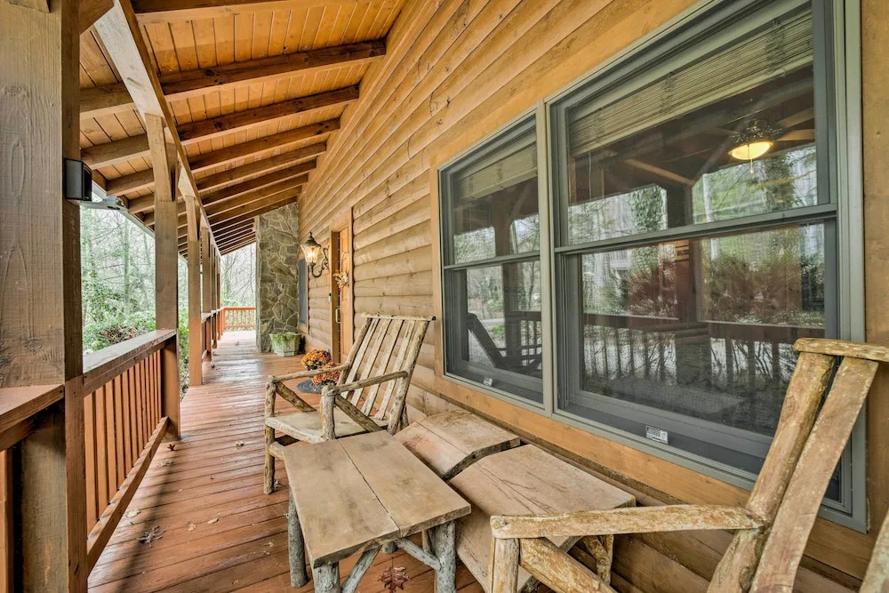 Walk to Golfing: Grand Maggie Valley Cabin