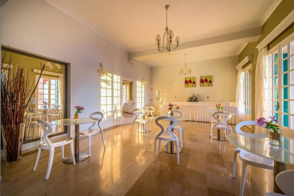 Balcony Boutique Hotel