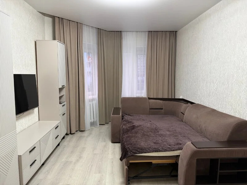 Nadym House  на набережной Оруджева 50
