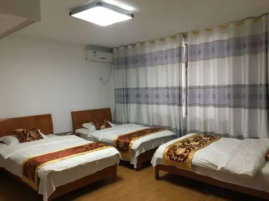 Zhanli Shanju Hostel