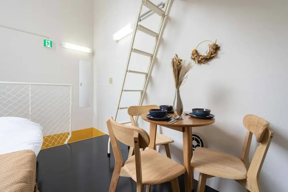 House Hotel nakano TNA