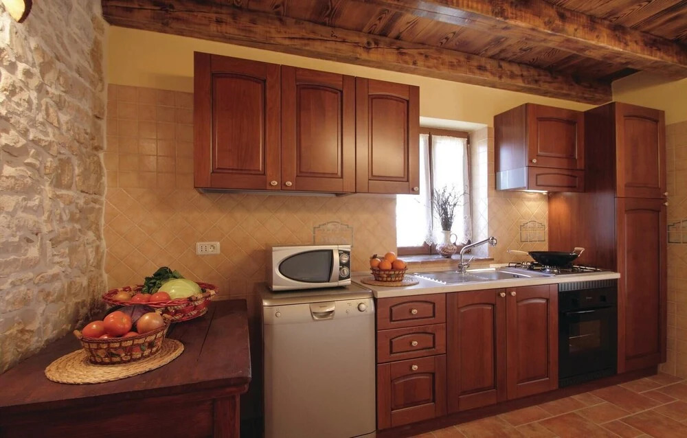 Awesome Home in Manjadvorci With Wifi and 3 Bedrooms