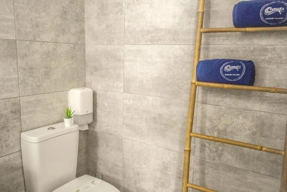Studio in Atalaia, With Shared Pool, Enclosed Garden and Wifi Near the Beach