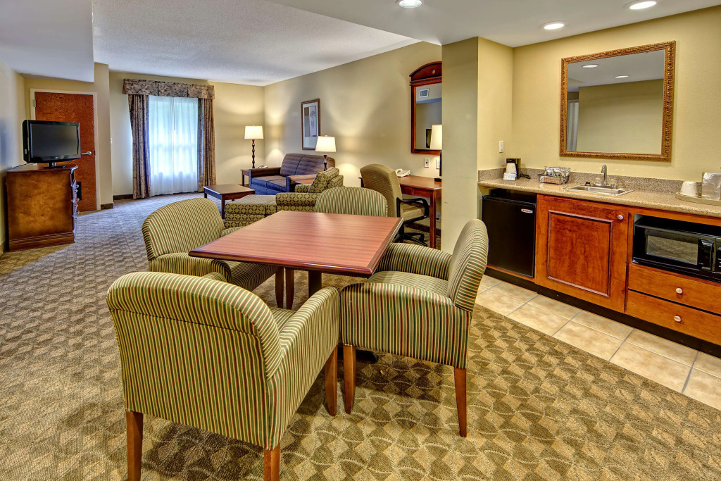 Hampton Inn & Suites Cashiers - Sapphire Valley