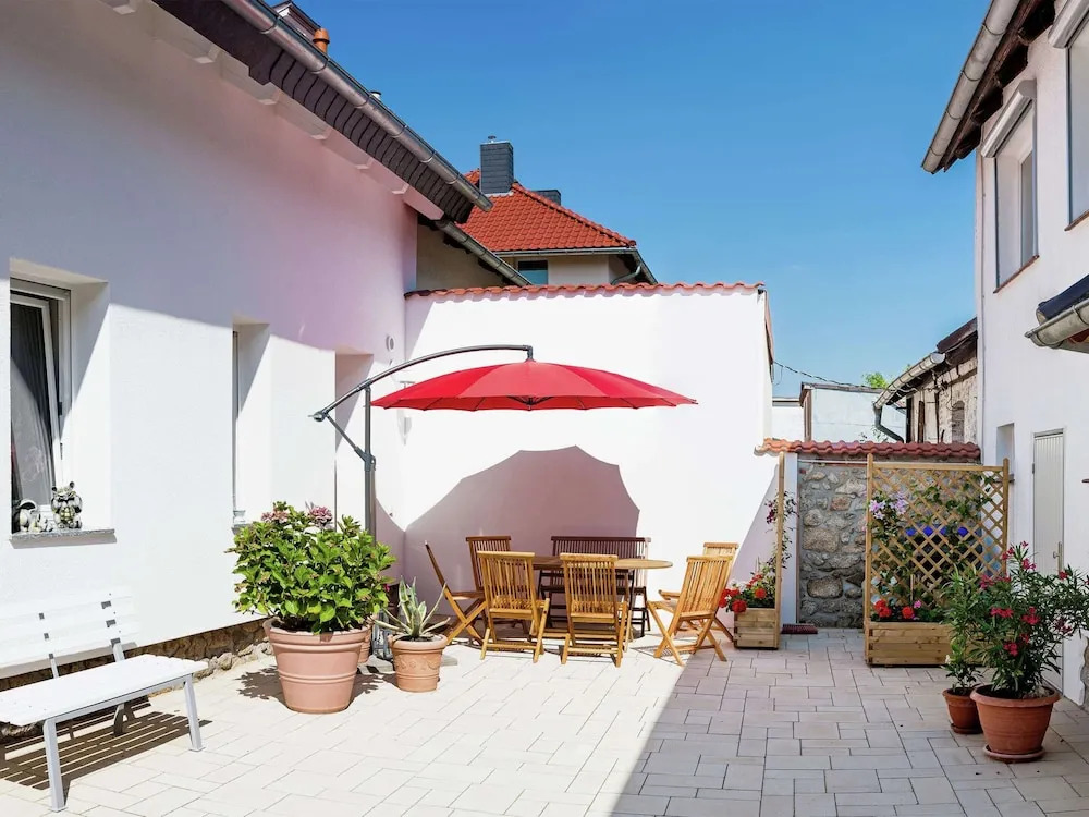 Ruhige Ferienwohnung mit Parkplatz in Thale