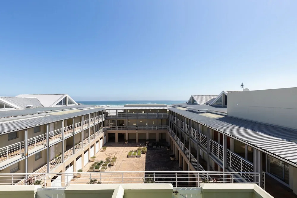 Seaside Village E21 by CTHA