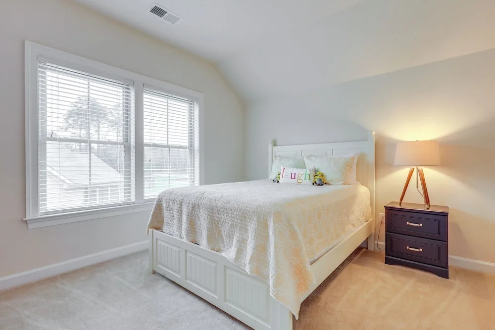 Shuttle to Beach: Shore Thing Home in Ocean View