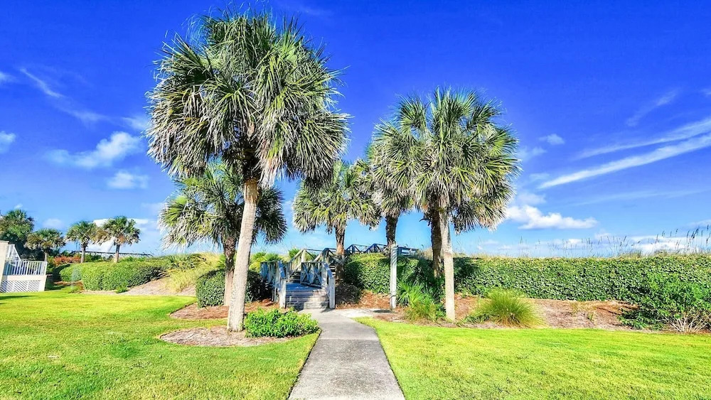 #v100 Dillard 3 Bedrooms 3 Bathrooms Villa