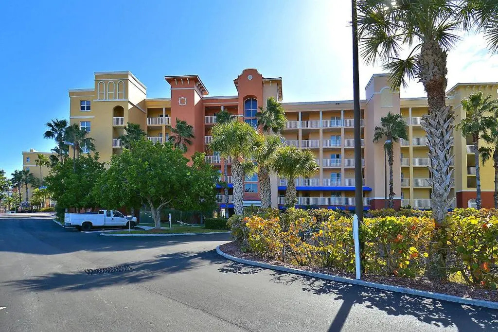 Tides 642 Luxurious pools/Hot tubs/Grills-It's Paradise!