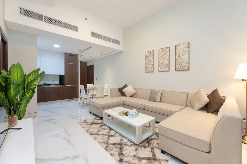 LUX 1BR Near B.khalifa