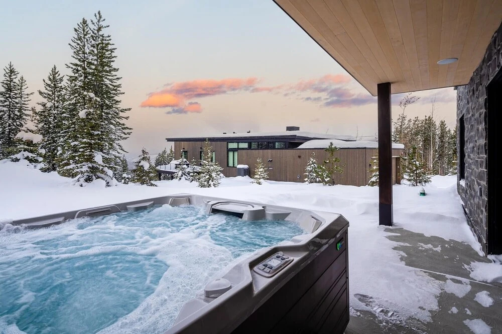 5 Thistle Way 4 Bedroom Home by Moonlight Basin Lodging