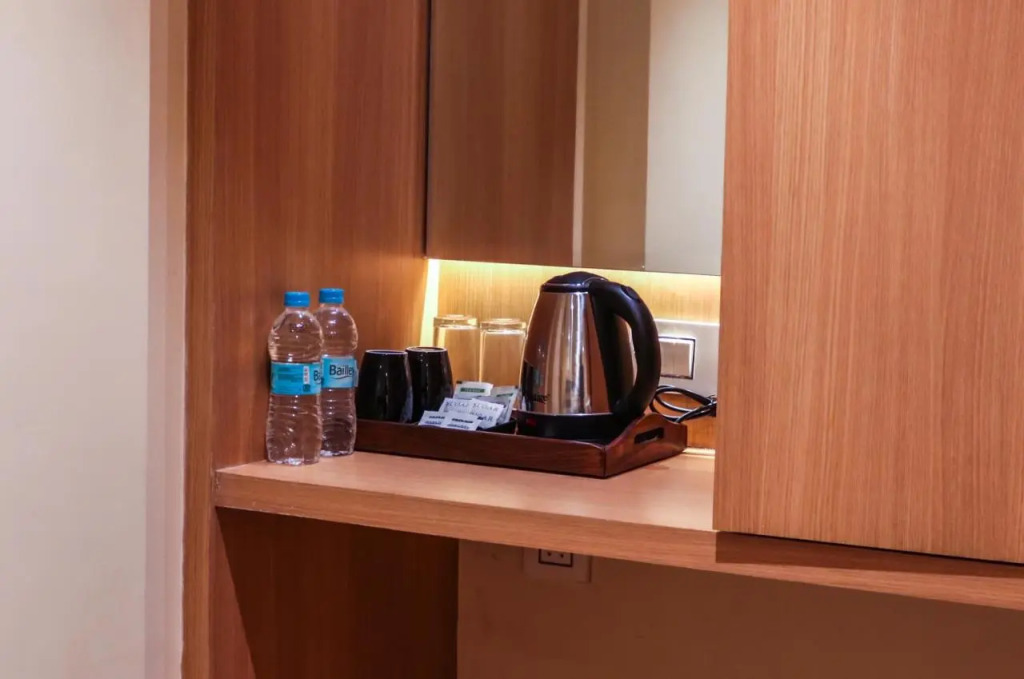 Rudra Shelter Business Hotel