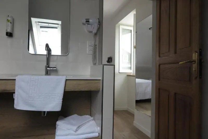 Logis Hotel Etchemaite