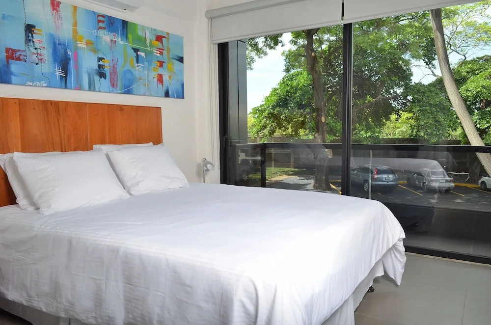Onix Apartments