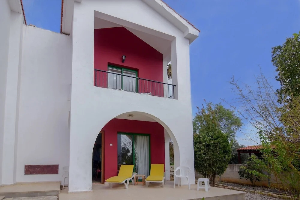 Aloni Apartments