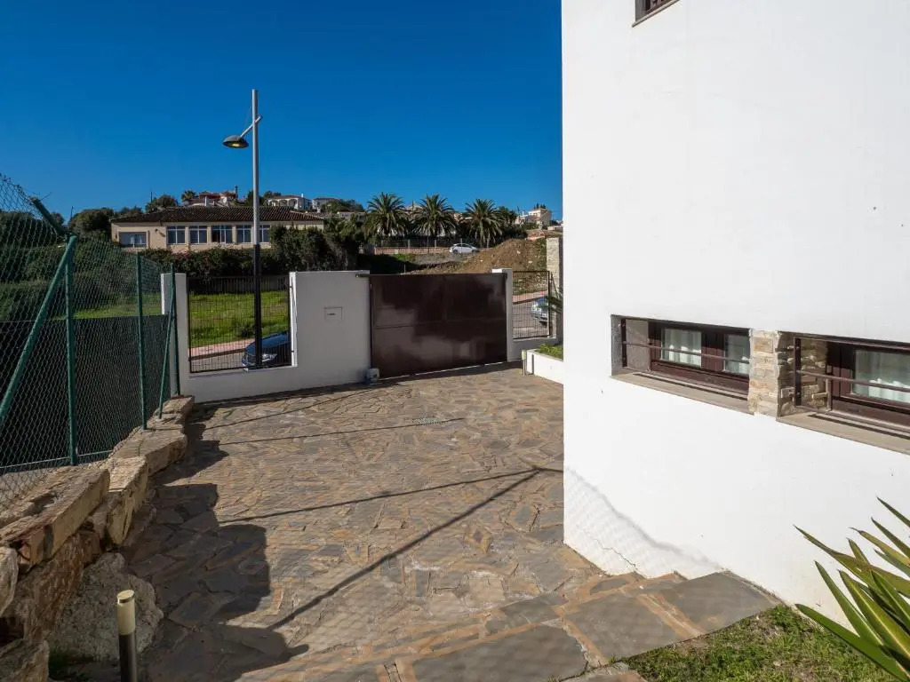 2301 - Luxury villa with private pool