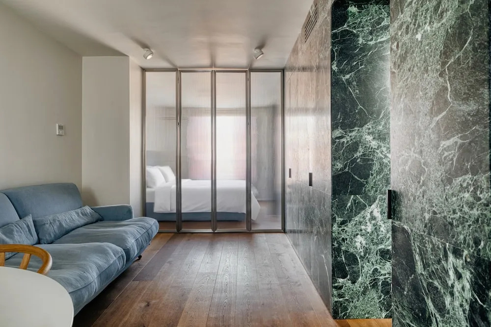 Archimede in Porta Venezia by Wynwood House