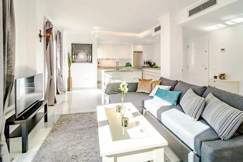 LNM- Modern 2 bedroom penthouse P.Banus