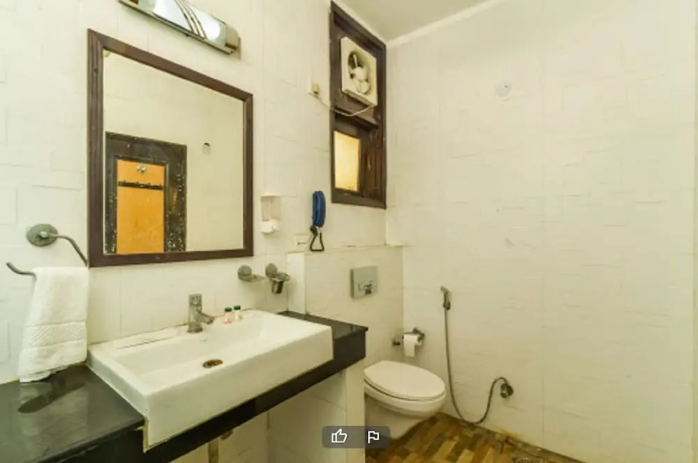 IKON Residency Near Fortis Escorts Hospital