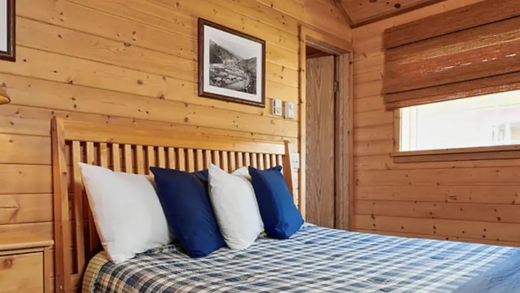 Klondike Kates Cabins