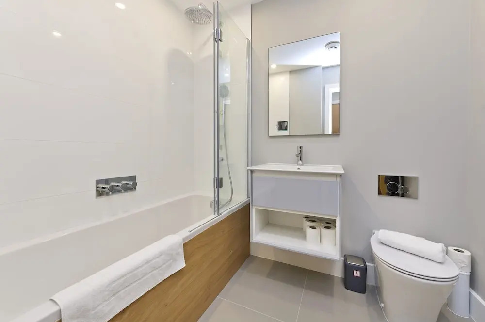 Immaculate new Apartment in Chelsea by Underthedoormat