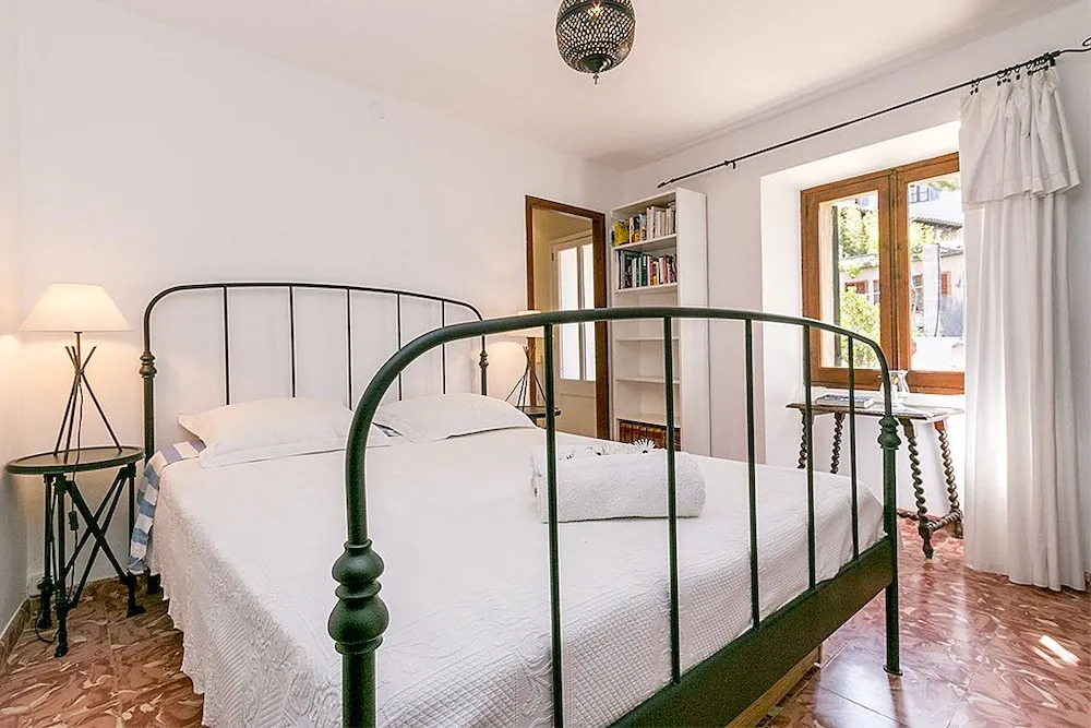 Townhouse Can Felip by SunVillas Mallorca