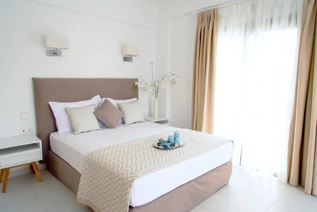 Stavros Beach Hotel